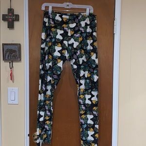 LulaRoe Minnie Mouse tall and curvy leggings!